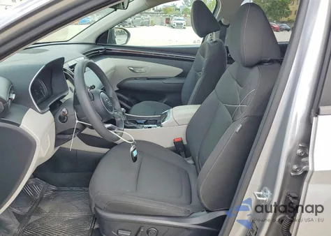 2022 Hyundai Tucson Sel z USA, uszkodzony, nr VIN 5NMJB3AE7NH059094